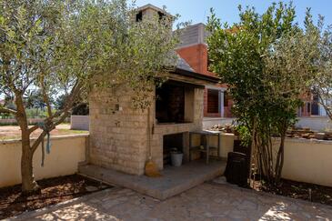 Apartments with terrace Vir, North Dalmatia