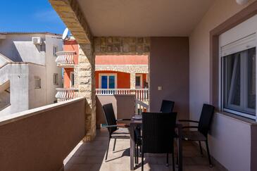 Apartments with terrace Vir, North Dalmatia