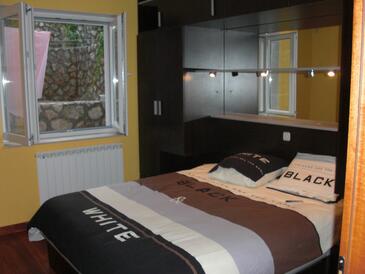 Rodinné apartmány s bazénem Kali, Ugljan - 23026