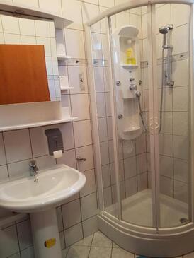Sobe s privatnim parkingom Pleternica, Slavonija - 23032