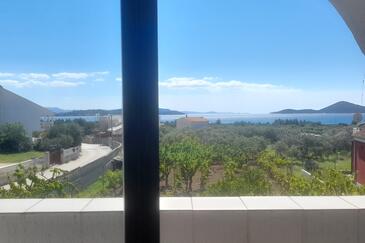 Apartmány s parkovištěm Tribunj, Vodice - 23034 Adriatic.hr