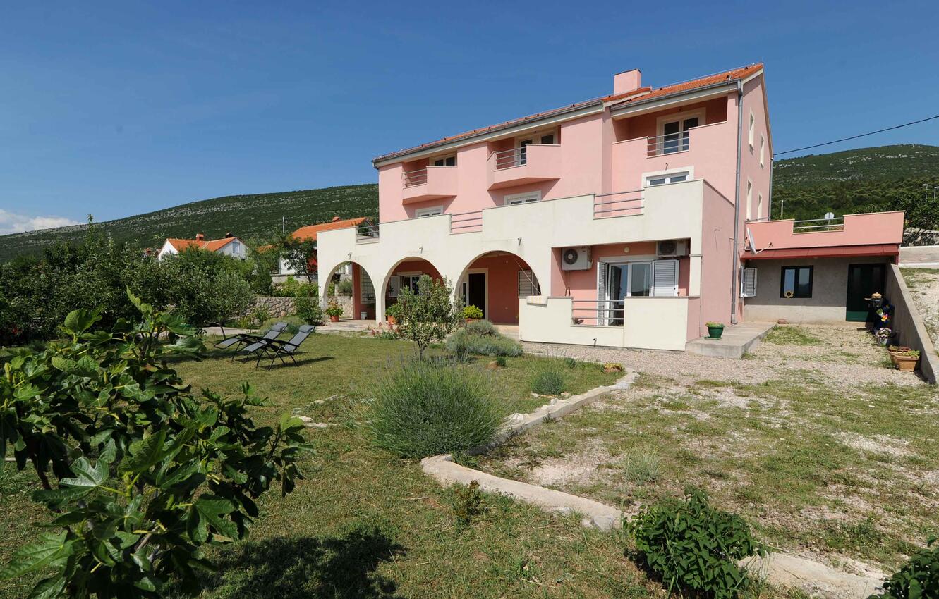Appartamenti con piscina per famiglie Krusevo, Novigrad - 23039