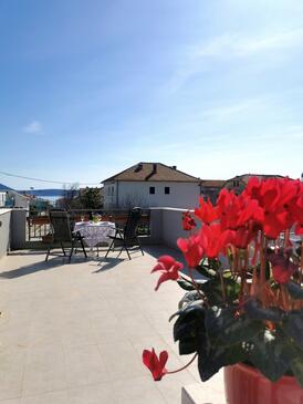 Ferienwohnungen mit Parkplatz Kastel Stari, Kastela - 23053