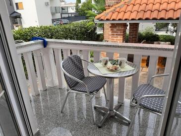 Apartments with parking space Malinska, Krk - 23054