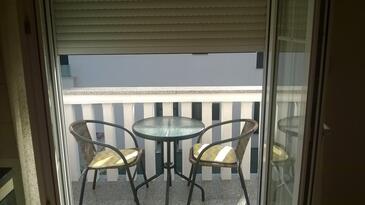 Apartments with parking space Malinska, Krk - 23054