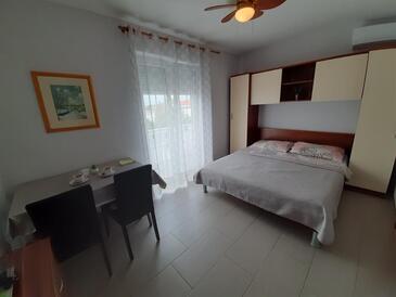 Studio flat Malinska, Krk (AS-23054-a(
