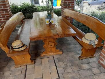 Apartments with parking space Malinska, Krk - 23054