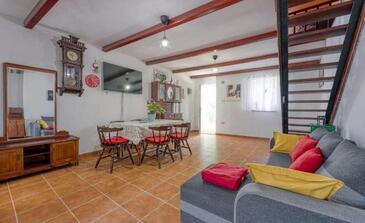 Apartmanok parkolóhellyel Bonić, Losinj - 23056