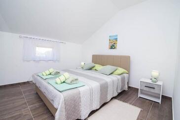 Appartamenti con parcheggio Bonić, Lussino - Lošinj - 23056