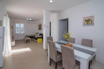 Appartementen met parkeerplaats Bonić, Losinj - 23056