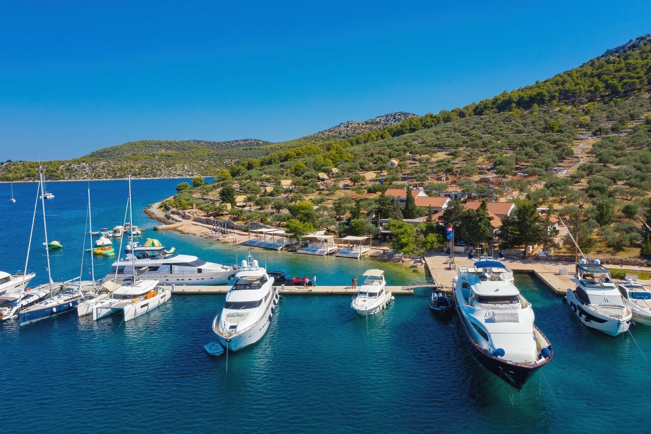 Camere accanto al mare Baia Golubovac, Isole Incoronate - Kornati - 23062