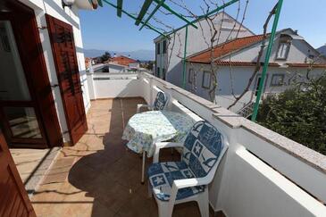 Apartmanok parkolóhellyel Baska, Krk - 23071