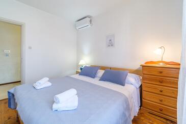 Nyaralóház parkolóhellyel Sutivan, Brac - 23075