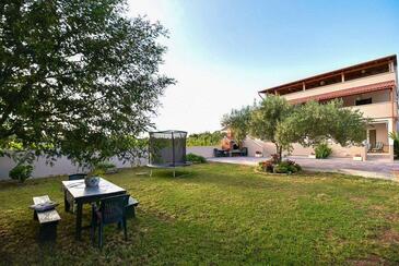 Apartments by the sea Sveti Petar, Biograd - 23091