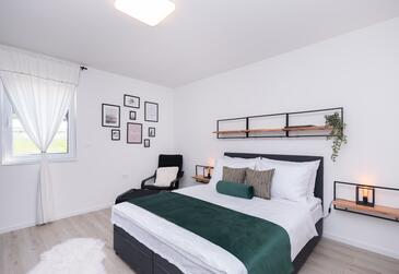 Apartments with parking space Podstrana, Split - 23092