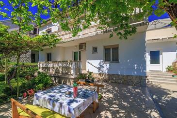 Banjol, Rab, Hébergement 23095 - Appartement à proximité de la mer avec une plage de galets.