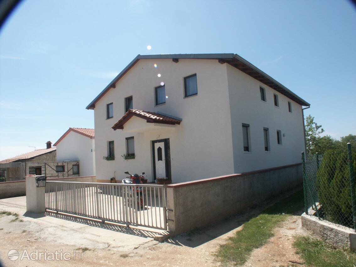 Apartments with parking space Valbandon, Fažana - 2310