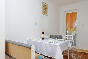 Appartamento di due stanze Klenovica Appartamento di due stanze Klenovica, Novi del Vinodol - Novi Vinodolski (A-23100-b)