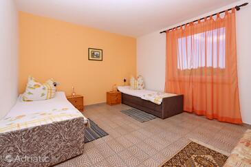 Lejlighedens parkeringsplads Klenovica, Novi Vinodolski - 23100