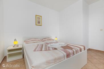 Apartmaji ob morju Lokva Rogoznica, Omiš - 23105