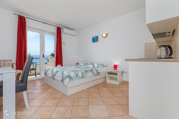 Apartmaji ob morju Lokva Rogoznica, Omiš - 23105