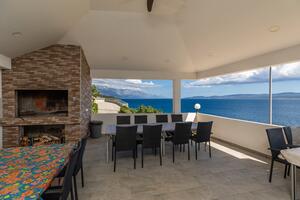 Apartments by the sea Lokva Rogoznica, Omiš - 23105