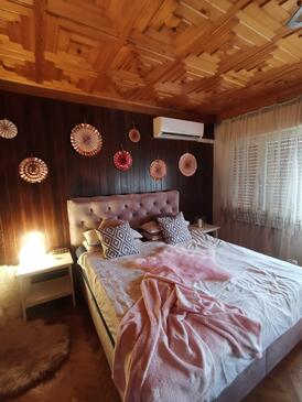 Ferienhaus am Meer Poljica, Trogir - 23107