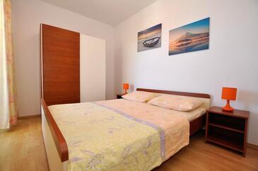 Familie appartement aan zee Slatine, Ciovo - 23108