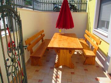 Family friendly seaside apartments Slatine, Čiovo - 23108