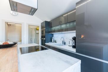 Ferienwohnungen mit Parkplatz Medulin - 23109