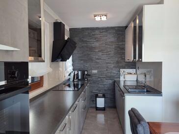 Apartmány s parkovištěm Dugi Rat, Omiš - 23115