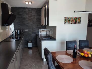 Three bedroom apartment Dugi Rat, Omiš (A-23115-a(
