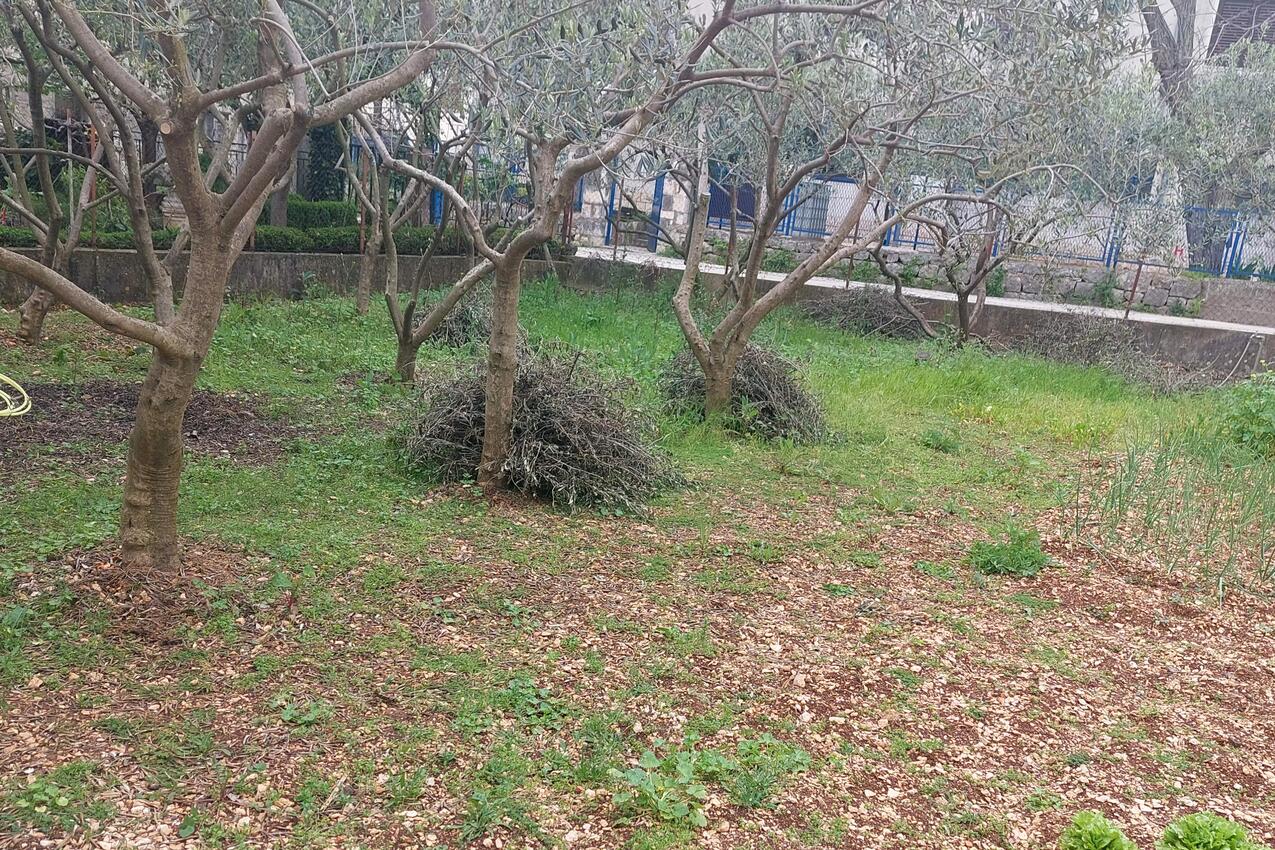 Apartment with terrace Trogir, Central Dalmatia