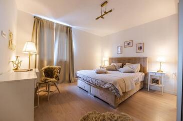 Leiligheter med parkering Zadar - 23131