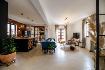 Leiligheter med parkering Zadar - 23131