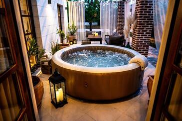 Leiligheter med parkering Zadar - 23131