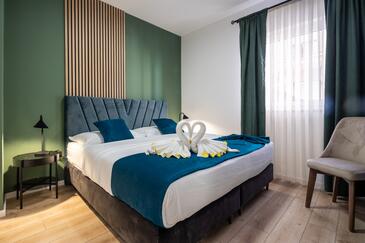 Apartmanok a tenger mellett Seget Donji, Trogir - 23134