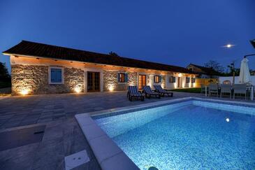 Rodinný dům s bazénem Gornje Raštane, Biograd - 23137 Adriatic.hr