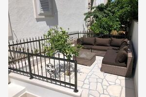1-Zimmer-Ferienwohnung Supetar 1-Zimmer-Ferienwohnung Supetar, Brac (A-23147-c)