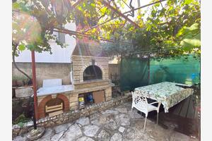 Apartmaji in sobe s parkingom Rovinj - 23148