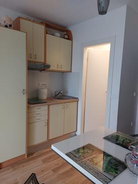 Apartamentos con parking Makarska - 23153