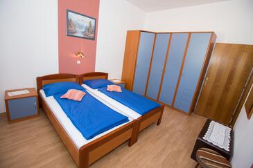 Apartments with parking space Lopar, Rab - 23156