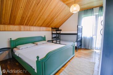 Ház családok részére parkolóhellyel Hreljin Ogulinski, Gorski kotar - 23162