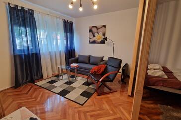 Apartments with WiFi Osijek, Slavonija - 23172