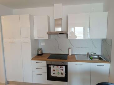 Ferienwohnungen mit Parkplatz Mastrinka, Ciovo - 23177