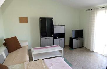Camera di soggiorno Barbat, Camera di soggiorno nell'alloggi del tipo apartment, animali domestici ammessi e WiFi.