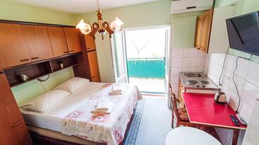 Apartamentos junto al mar Promajna, Makarska - 23184
