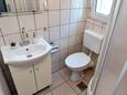 Mandre, Bathroom 2 in the apartment, (pet friendly) and WiFi.