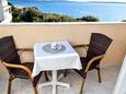 Mandre, Balcony in the studio-apartment, with a sea view, (pet friendly) and WiFi.