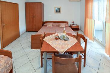 Apartments by the sea Mandre, Pag - 23187